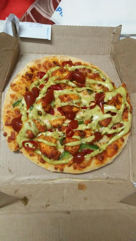 Let's eat Domino's and specially Tandoori paneer pizza Tandoori Pizza, Paneer Pizza, Food References, Tandoori Paneer, Veg Pizza, Paneer, Lunch Recipes, Pizza, Pasta