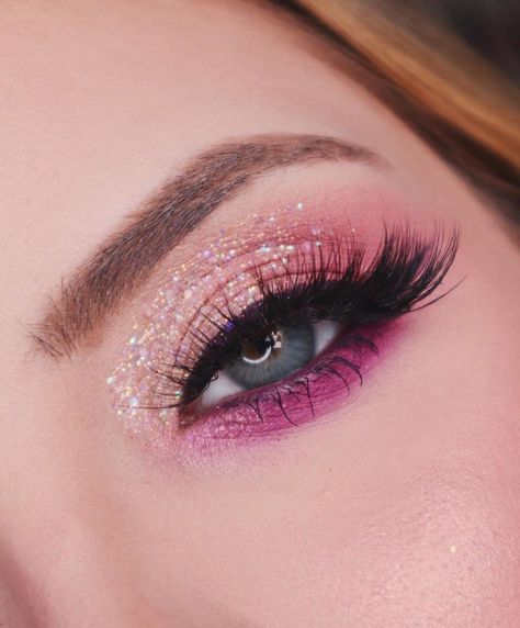 Pink Doe Eye Makeup, Pink Cat Eye Makeup, Pink Eye Shadow Looks, Purple Makeup Looks, Glam Eye Makeup, Sparkle Makeup, Makeup Ojos, Pink Eyeshadow Look, Under Eye Makeup