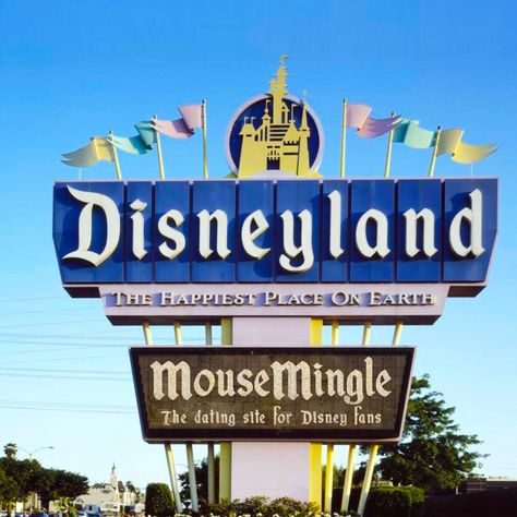 MouseMingle - the Dating Site for Disney fans (and Star Wars, and Pixar, and Marvel fans too!)    #dating #Disney #StarWars #Pixar #Marvel #HappiestPlaceOnEarth #DisneyLove #love Disneyland Sign, Disneyland Vintage, Walter Elias Disney, Sleeping Beauty Castle, Disney Posters, Space Mountain, Disney Magic Kingdom, Journal Vintage, Vintage Disneyland