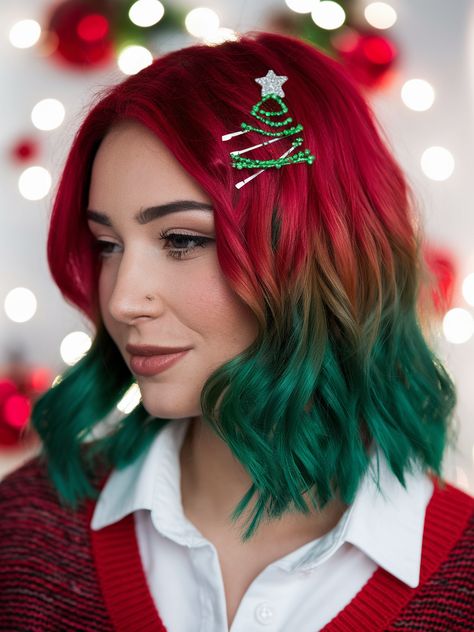 Xmas Hair Color Ideas, Short Christmas Hair Color, Red And Green Hair Color Ideas, Women With Dyed Hair, Christmas Hair Dye, Easy Christmas Hair, Christmas Ombre, Red And Green Hair, Base Hair Color