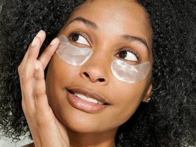 https://www.essence.com/wp-content/uploads/2023/04/p438637-av-01-zoom-1200x900.webp?width=400 Under Eye Mask, Dark Circles Under Eyes, Eye Patches, Bright Eye, Bags Aesthetic, Eye Bags, Eye Gel, Pink Eyes, Bright Eyes