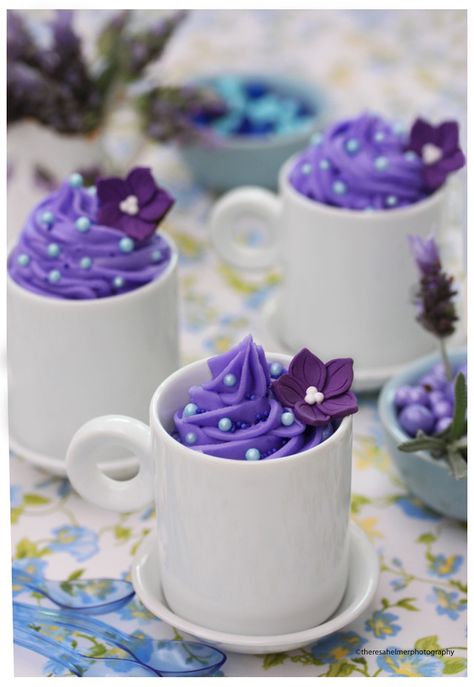 Lavender Infused Water, Lavender Tea Cake, Lemon Lavender Tea, Lavender Desserts, Lavender Mousse, Lavender Dessert, Hydrangea Cupcakes, Liquor Cake, Cottagecore Recipes