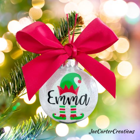 Elf Ornaments Diy, Clear Christmas Ornaments Diy, Christmas Hangers, 2024 Ornaments, Vinyl Christmas Ornaments, Ornament Packaging, Christmas Ball Ornaments Diy, Christmas Flash, Personalized Elf