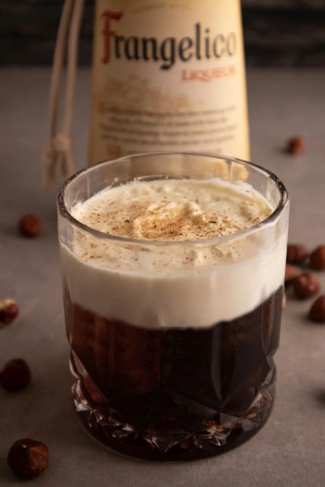 Hazy Russian | World of Mixology Hazelnut Cocktail, White Russian Recipes, White Russian Cocktail, Russian Vodka, Gin Recipes, Coffee Liqueur, Cream Liqueur, White Russian, Cocktail Desserts