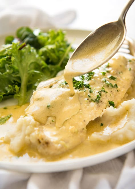 This Baked Fish with Lemon Cream Sauce is all made in one baking dish! Dinner on the table in 15 minutes. www.recipetineats.com Sweet Salmon, Lemon Cream Sauce, Lemon Fish, Sliced Zucchini, Lemon Cream Sauces, Fish Dinner Recipes, Recipetin Eats, Cod Recipes, Fish Dinner