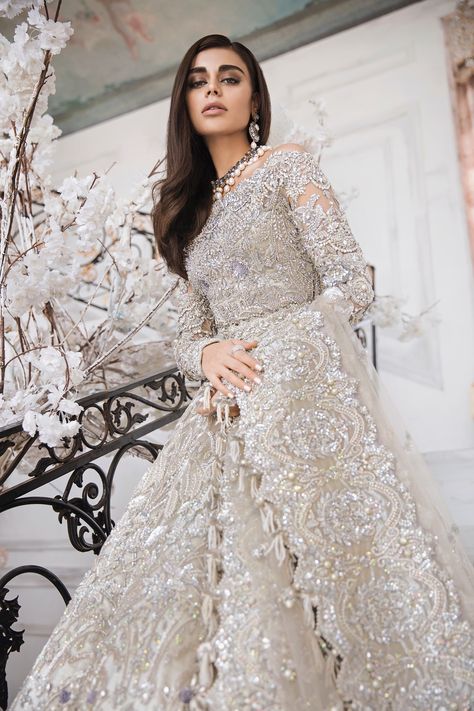 Sadaf Kanwal in Republic Womenswear Sadaf Kanwal, Republic Womenswear, Dress Lookbook, Wedding Fancy, Pakistani Traditional, Walima Dress, Shadi Dresses, Desi Wedding Dresses, Embroidered Wedding Dress