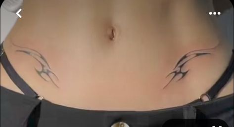 Double Stomach Tattoo, Double Hip Tattoo, Stripe Tattoo, Tattoo Advice, Lower Stomach Tattoos, Cute Henna Tattoos, Waist Tattoos, Knife Tattoo, Hip Tattoos Women