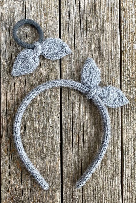 Knitted Hair Accessories, Knit Hair Accessories, Knitted Leaves, Headband Knitted, Pattern Minimalist, Knitting 101, Crochet Scrunchies, Knitted Accessories, Leaves Headband