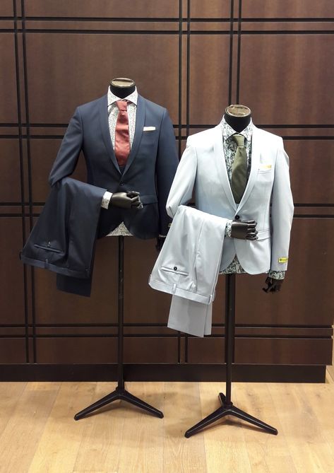 Maniquin Dress Display, Men Formal Outfit, Mens Tux, Fashion Window Display, Clothing Store Displays, Suit Stores, Gentleman Outfit, Clothing Store Design, Mens Tailor