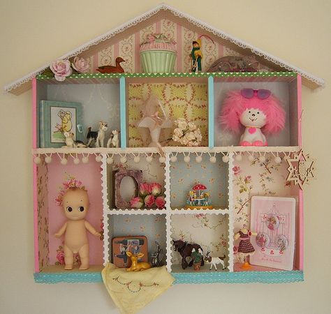 Doll Shadow Box Ideas, Box Frame Art, Calico Critters Families, Girl Shadow, My Shadow, Shadow Box Art, Pastel Room, Spare Bedroom, Vintage Crafts