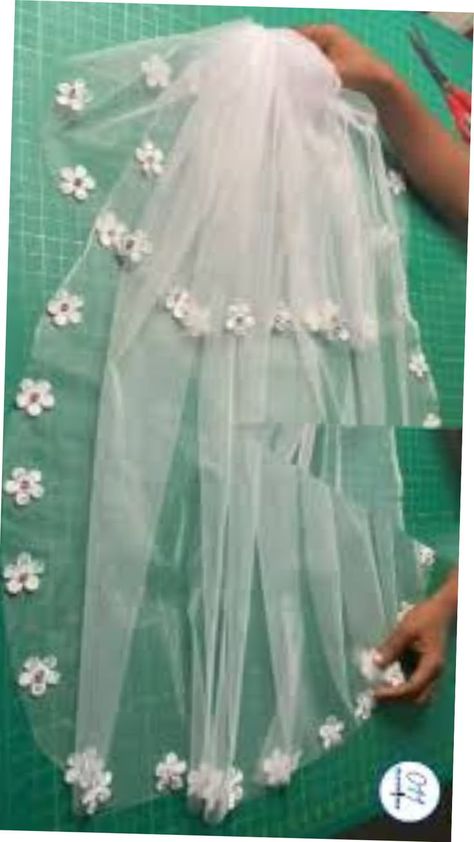 You will learn how to make a simple bridal veil - within ten minutes or less! All that you need to make a wedding veil are - white tulle net, veil comb, needle and thread, tape measure, accessories (optional), and a pair of scissors. Wedding Veil Embroidery Diy, How To Make Your Own Veil, How To Sew A Veil, Homemade Veil Wedding Diy, How To Make A Veil Tulle, Net Veil, Veil Comb, Comb Veil, White Tulle