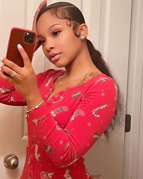 https://www.instagram.com/p/CULB-JNLixw/?utm_medium=share_sheet Mini Barbie Nari, Mini Barbie, Mommy Goals, Real Hair, Pretty Selfies, Black Is Beautiful, Pretty Face, Hair Goals, Red Leather Jacket