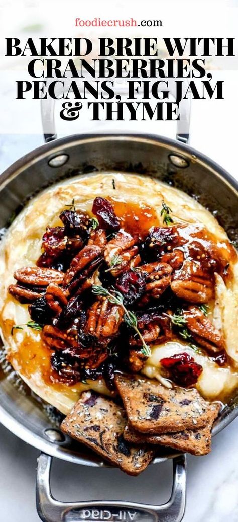 Fig Baked Brie Recipes, Fig And Pecan Baked Brie, Bbq Baked Brie, Brie Recipes Christmas, Cranberry Brie Cheese Recipes, Baked Brie Cheese Recipes Appetizers, Brie Cheese And Fig Recipes, Baked Brie Recipes Cranberry, Baked Brie With Figs