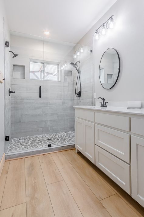 Soho Signature | Modin Rigid LVP Collection Customer Space | TX - Farmhouse - Bathroom - Houston - by Flooret | Houzz Lvp Bathroom Floor, Lvp Flooring Planks Bathroom, Lvp Flooring Bathroom, Small White Bathrooms, Wood Floor Bathroom, Vinyl Flooring Bathroom, Bathroom Vinyl, Lvp Flooring, Oak Bathroom