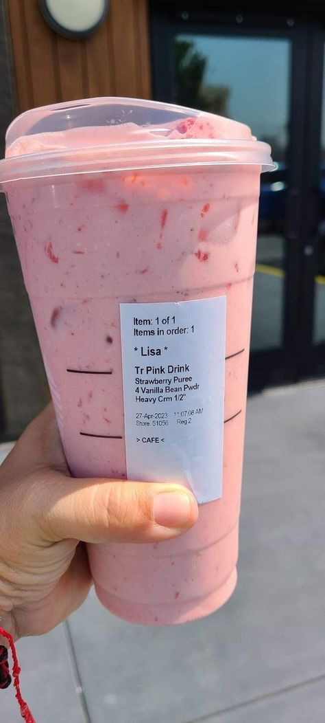 Cute Starbucks Drinks To Order, Yum Starbucks Drinks, Starbucks Drinks To Try Pink Drink, Birthday Drinks Starbucks, Best Drinks From Starbucks, Starbucks Drinks Creamy, Nails For Nyc Trip, Starbucks Drinks 2024, Starbucks Secret Menu Drinks Valentines Day