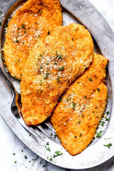 Mayo Bread, Parmesan Crusted Chicken Breast, Easy Parmesan Crusted Chicken, Chicken Breast Recipes Dinners, Baked Parmesan Crusted Chicken, Bread Crumb Chicken, Parmesan Crusted Chicken Recipe, Baked Garlic Parmesan Chicken, Crusted Chicken Breast