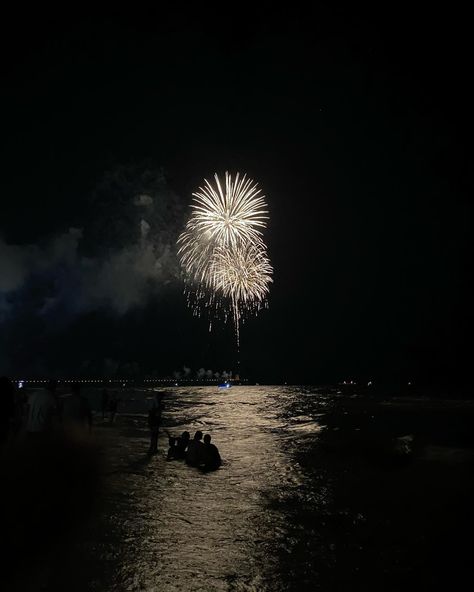 fireworks on the beach Fireworks On The Beach Aesthetic, Beach Fireworks, The Beach Aesthetic, Fire Works, Beach Aesthetic, Holiday Photos, Winter Holiday, Winter Holidays, Fireworks