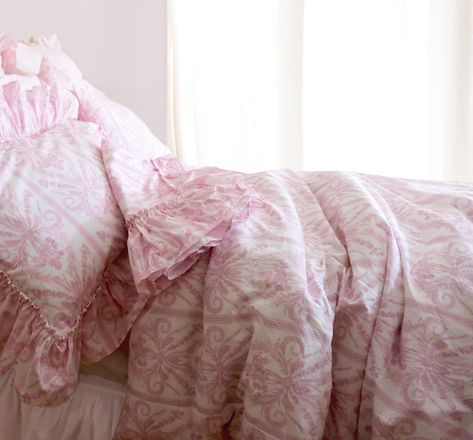 Wallpaper Stripe, Toile Bedding, Floral Print Bedding, Pink Duvet, White Sheet, Striped Duvet, Dorm Room Inspiration, Full Duvet Cover, Romantic Bedroom