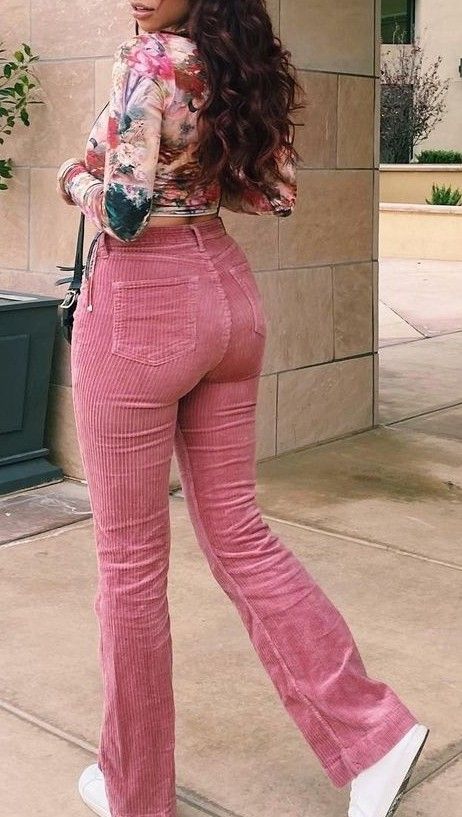 Pink Courdoroy Pants Outfit, Dark Pink Pants Outfit, Corduroy Bell Bottoms Outfit, Curdory Pants Outfit, Pink Flared Pants, Corduroy Outfit, Pink Corduroy Pants, Pink Pants Outfit, Bell Bottom Jeans Outfit