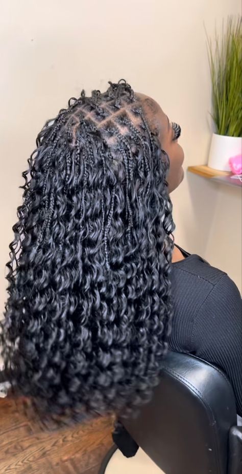 Short Bora Bora Braids, Bora Bora Braids, Bora Braids, Small Box Braids Hairstyles, Vacation Hair, Hair Dressing, Vacation Hairstyles, Birthday Hairstyles, Box Braids Hairstyles For Black Women