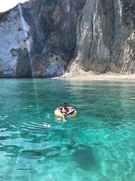 Ponza Italy, Cruise Italy, Vacation Photography, Summer Destinations, Best Kept Secret, Italian Summer, Italy Vacation, Summer Feeling, Enjoying The Sun