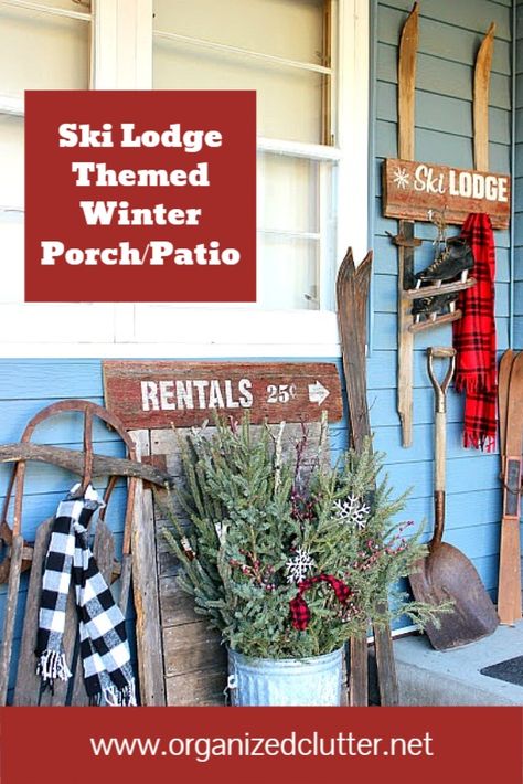 Christmas Ski Lodge Theme, Ski Repurpose, Ski Decorations Christmas, Chalet Christmas Decor, Ski Lodge Christmas Decor, Covered Patio Decor, Old Skis Ideas, Vintage Ski Lodge Decor, Banff Christmas