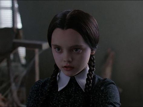 Adams Aesthetic, Addams Family Movie, Addams Familie, Addams Family Wednesday, Goth Music, Wednesday Adams, Adams Family, Tv Icon, The Addams Family