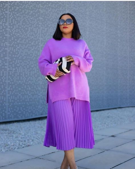 Curvy Monochrome Outfit, Purple Christmas Outfit Women, Purple And Gray Outfits, Modest Purple Outfits, Collard Shirt Outfit Women, Purple Pleated Skirt Outfit, Skirt Outfit Ideas Plus Size, Outfits Summer Black Women, Zebra Skirt Outfit Ideas