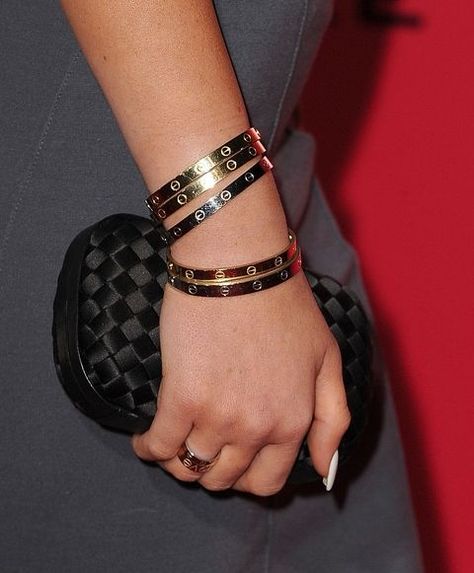 There's so much we still don't know about this iconic piece of jewelry... Maquillage Kylie Jenner, Bracelet Cartier, Horn Pendant Necklace, Cartier Bracelet, Engagement Rings Affordable, Bracelet Love, Cartier Jewelry, Swarovski Necklace, Love Bracelet