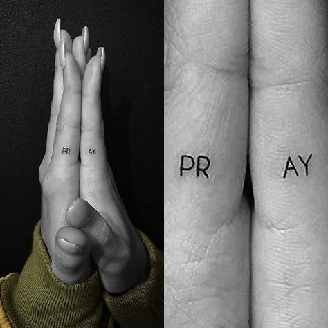 hailey-baldwin-pray-fingers-tattoos Natur Tattoo Arm, 27 Tattoo, Tattoo Finger, Petit Tattoo, Finger Tats, Disney Tattoo, Little Tattoos, Trendy Tattoos, Hailey Baldwin