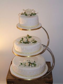 Wedding Cake Videos, Wedding Cake Fresh Flowers, Metal Cake Stand, Round Wedding Cakes, 3 Tier Wedding Cakes, Lace Wedding Cake, Ethereal Wedding, Simple Wedding Cake, Wedding Cake Stands