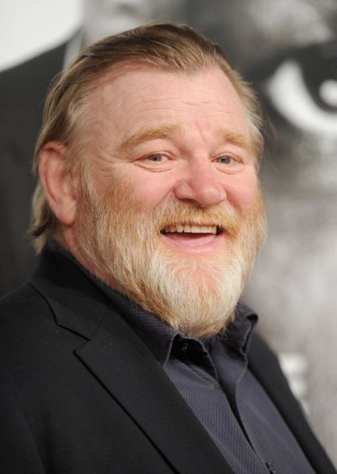 Brendan Gleeson for Uncle Mike I think because he just feels right to me cheery and fun (Like in the smurfs) but be careful because he is deadly underneath (like Mad Eye in Harry Potter). Lymond Chronicles, Harry Potter Book Series, Chubby Men Fashion, Vibe Board, Brendan Gleeson, Uncle Mike, Cia Agent, Gangs Of New York, Big Boyz