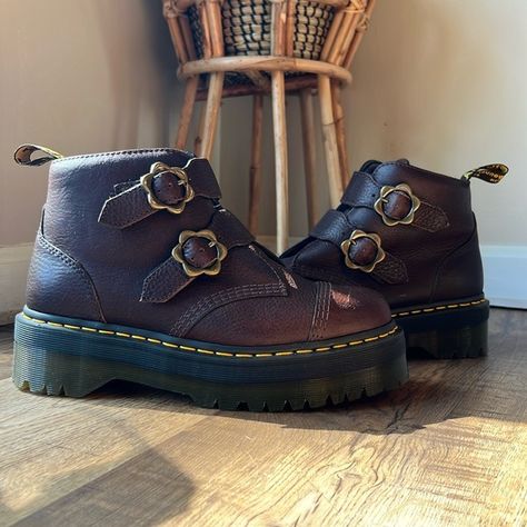 NEVER WORN Dr. Martens Women’s Devon Flower Buckle Platform Boots Size 9 NEW Devon Dr Martens Outfit, Devon Flower Dr Martens, Dr Martens Devon, Dr Martens Outfit, Image Swag, Buckle Boots, Dr Martens Shoes, Martens Shoes, Doc Martens