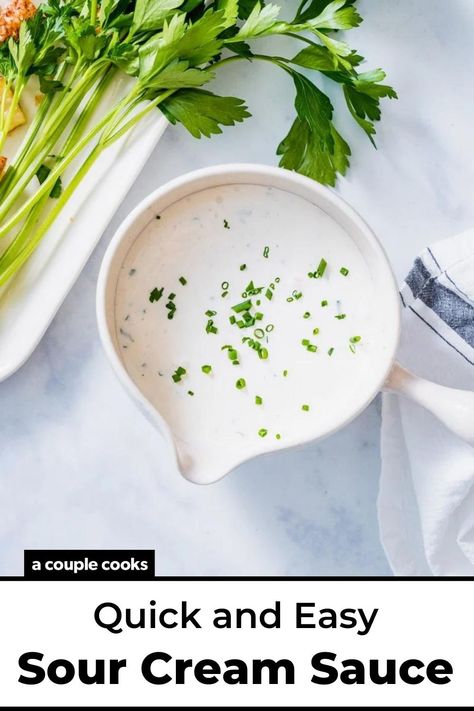 This sour cream sauce with chives is fast and easy: stir it up in just 5 minutes! Use it as a dip for potatoes or to drizzle over fish. #sourcream #sourcreamsauce #sourcreamrecipe #easysauce #fastsauce Dip For Potatoes, Easy Sour Cream Sauce, Fish Sauce Recipes, Recipes Sour Cream, Sour Cream Dipping Sauce, Sauce For Vegetables, Sour Cream Uses, Sour Cream Pancakes, Cream Sauce For Chicken