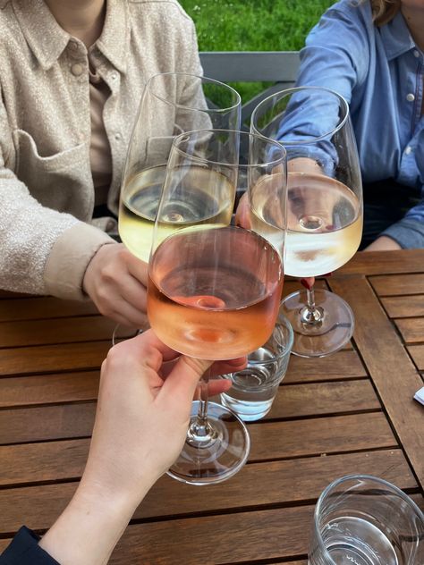 Wine family. #cheers #wine #family #qualitytime #aesthetic #italianvibes Quality Time Aesthetic, Cheers Wine, Time Aesthetic, Quality Family Time, Visit Australia, Amazing People, Quality Time, Family Time, Good People