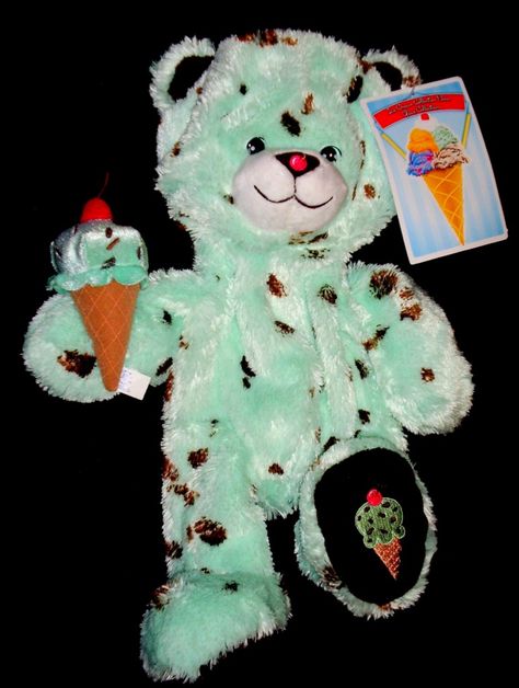 YUMMY! YUMMY! YUMMY! 2010. BUILD~A~BEAR. MINT CHIP. ICE CREAM BEAR  ebay.com Retro Room Ideas, Mint Chip Ice Cream, 2000s Nostalgia, Pixar Movies, Cute Stuffed Animals, Yummy Yummy, Build A Bear, Cute Plush, Plush Animals