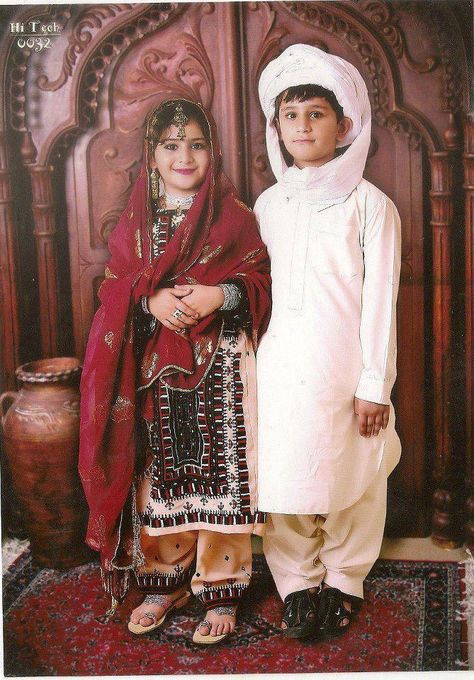 Your Professional Guide Pakistani People, Pakistan Culture, Pakistani Culture, Pakistan Dress, Balochi Dress, Culture Day, Diy Costumes Kids, Clothing Subscription, National Dress