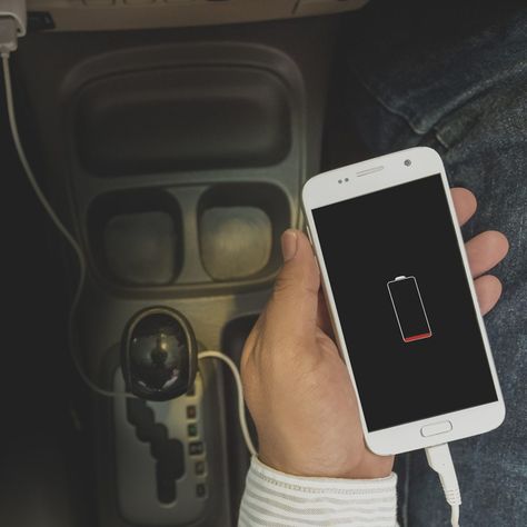 Whether you’re on a long road trip or stuck in traffic during a daily commute, a low charging iPhone battery could spell disaster for the driver. Winter Emergency Kit, Summer Road Trips, Remote Car Starter, Car Emergency Kit, Car Tips, Iphone Battery, Power Inverters, Long Road Trip, Iphone Hacks