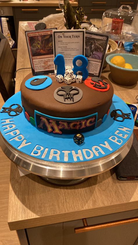 Magic The Gathering Cake Ideas, Mtg Birthday Party, Dnd Birthday Cakes, Nerd Birthday Cakes, Magic The Gathering Birthday Party, Magic The Gathering Party, Mtg Birthday, Magic The Gathering Cake, Magic The Gathering Cake Birthdays