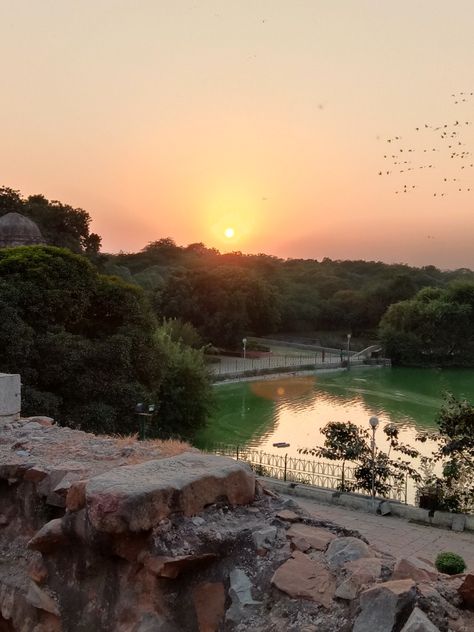 Hauz Khas Aesthetic, Delhi Aesthetics, Hauz Khas Village, Hauz Khas, Book Photography Instagram, Travel Picture Ideas, Tan Removal, Picture Places, Village Photography