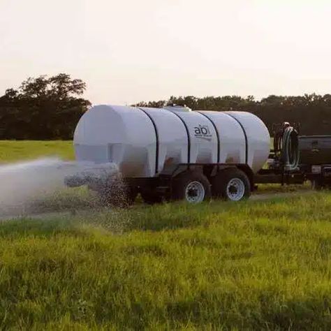 Farm Water Tank, Water Trailer, Cattle Facility, Horse Arena, Potable Water, Trailer Build, Farm Ranch, Water Buffalo, Water Spray