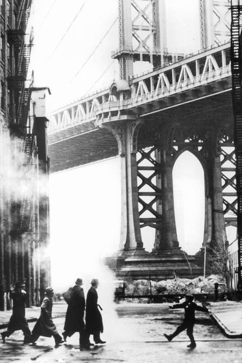 Old New York City, Nyc Pictures, Apartment Vintage, 24x36 Poster, Nyc History, New York Architecture, New York City Photos, Bridge Art, Manhattan Bridge