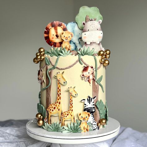 • LITTLE SAFARI • Safari Baby Shower Boy Cake, Safari First Birthday Cake, Safari Birthday Cake, Safari Baby Shower Cake, Wild Baby Shower, Safari Baby Shower Boy, 5th Birthday Cake, Simple Cakes, 2nd Birthday Boys