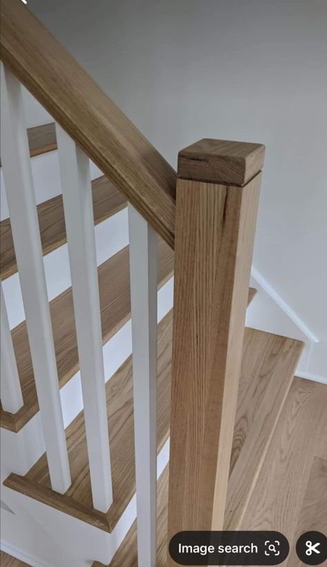 Stair Railing Design Wood, Simple Wood Railings For Stairs, Stair Bannister Ideas Wood, Stair Railing Wooden Design, Simple Stair Railings Wood, Partial Stair Railing Ideas, Scandinavian Railing Stairs, Wood Stair Banister, Simple Wood Stair Railing