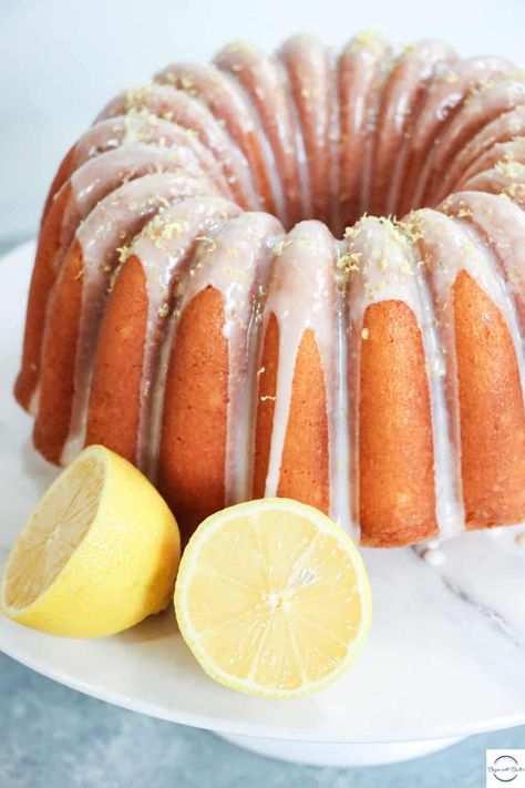 Cake Lemon, Lemon Bundt Cake, Lemon Cake Recipe, Magic Cake, Lemon Pound Cake, Pound Cake Recipes, Lemon Desserts, Cake Frosting, Lemon Recipes