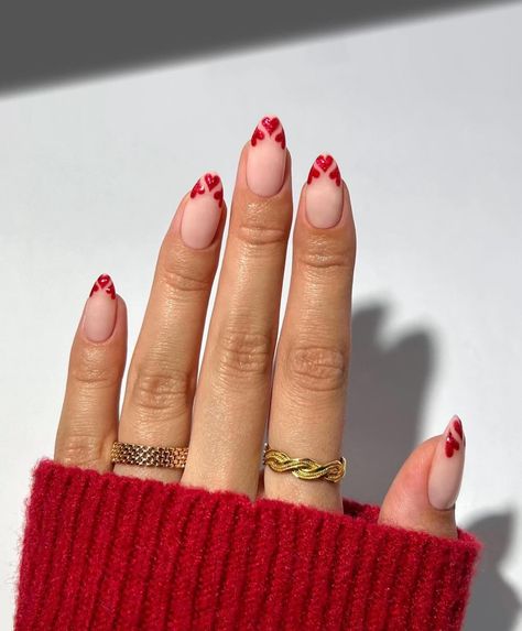 Heart Tip Nails, Ongles Gel French, February Nails, Nagel Tips, Nails Now, Nail Designs Valentines, Summery Nails, Casual Nails, Burgundy Nails