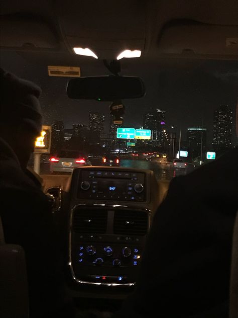 City Glam Aesthetic, City Drive Aesthetic, Car Backseat Aesthetic Night, Backseat Aesthetic, Car Backseat Aesthetic, City Boy Aesthetic, Car Aesthetic Night, Aesthetic Boujee, Rich City