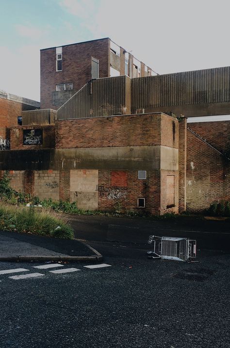 Urban Poverty Photography, Uk Urban Photography, Suburban Photography, Poverty Photography, Weird Town, 90s London, Uk Street, Best Graffiti, Concrete Stairs