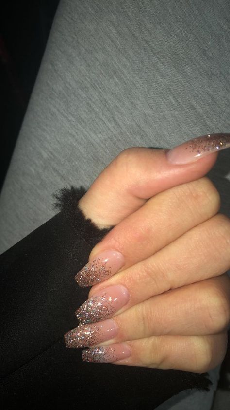 Glitter Nails Acrylic, White Acrylic Nails, Acrylic Nail Art, Coffin Nails Designs, Dream Nails, Pretty Acrylic Nails, Best Acrylic Nails, Cute Acrylic Nails, Acrylic Nail Designs