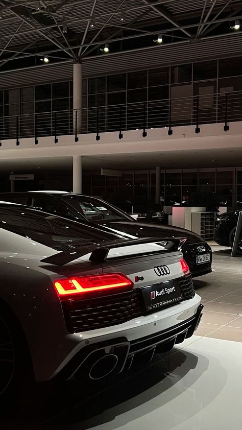 Audi Cars Wallpapers, Audi Aesthetic, R8 Wallpaper, Audi Wallpaper, Audi Sports Car, Dream Cars Audi, Luxury Cars Audi, Black Audi, Audi R8 V10